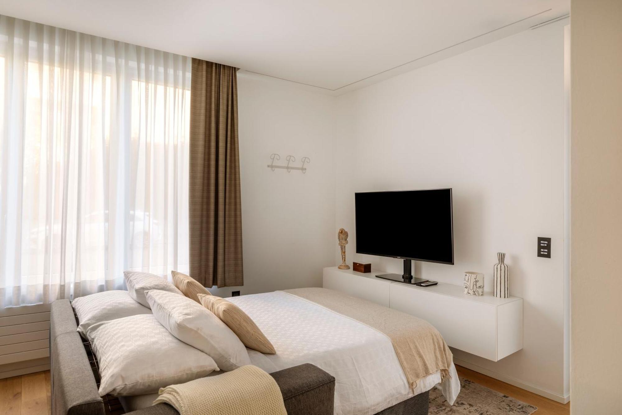 Lake Modern Suites - Free Parking Lugano Ngoại thất bức ảnh